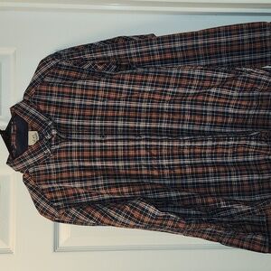 Men's long sleeve dress shirt